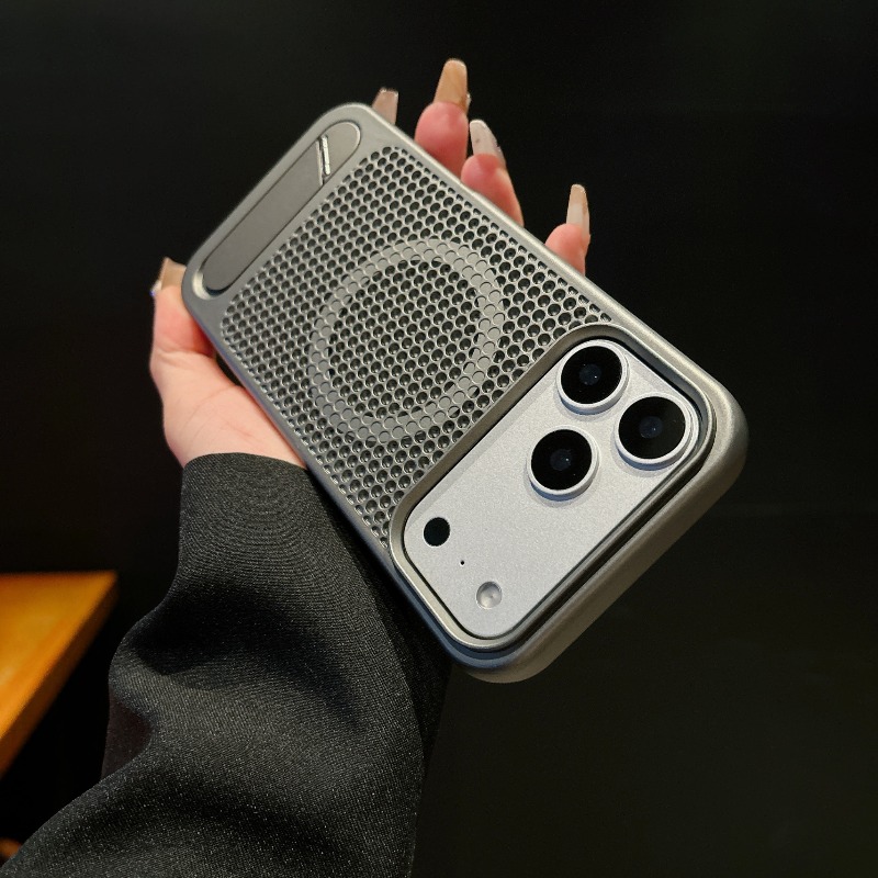 Premium Honeycomb Cooling Brea - Magnetic Charging Stand recension och pris